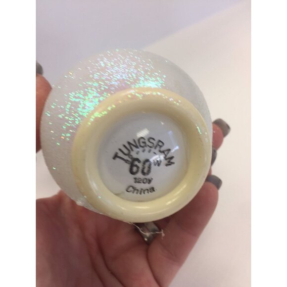 Vintage Handmade Mr. & Mrs. Snowman Carrot Nose Made From Long Life 60 Watt Bulb - Picture 6 of 6